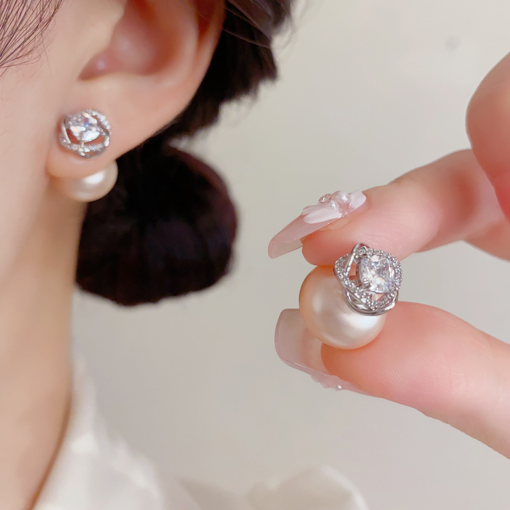Cluster Stud Ear - ツイストスパークリングクラスターイヤースタッド ロマンチックな温かみのある光沢 球状ドロップイヤリングチャーム トレンドセッターステートメントジュエリー