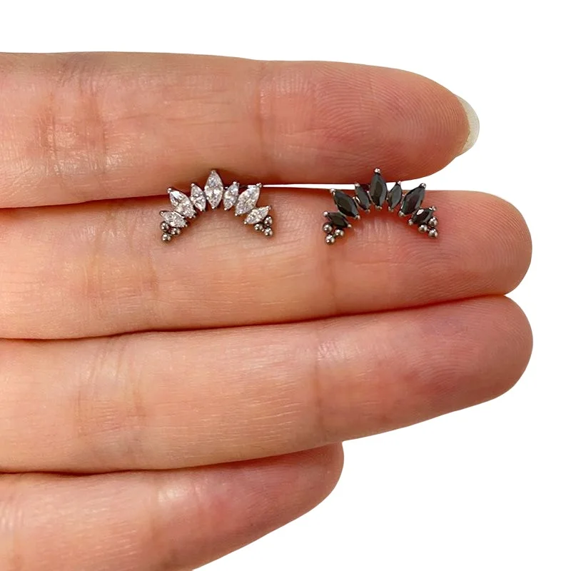 ASTM F136 チタン PIERC 7 CZ マーキス  - Cluster Stud Ear のレビューと価格