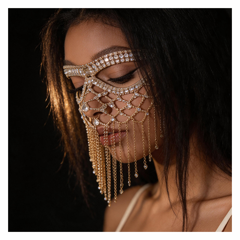 女性用、タッセルとラインストーンの装飾が施された、目元を覆う - Body Jewelry Source のレビューと価格