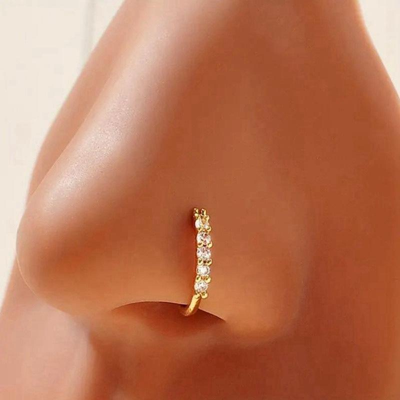 ピアスホールが不要な、きらめくキュービックジルコニアがあしら - Body Jewelry Rings のレビューと価格