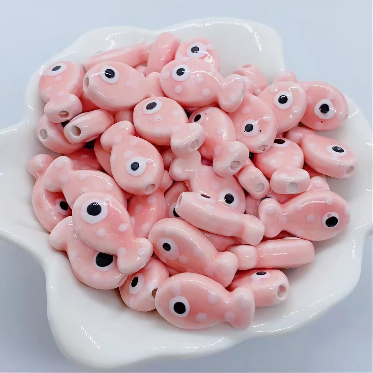 10 個ピンク磁器セラミック魚ルーススペーサービーズ DIY - Body Jewelry Y2K のレビューと価格