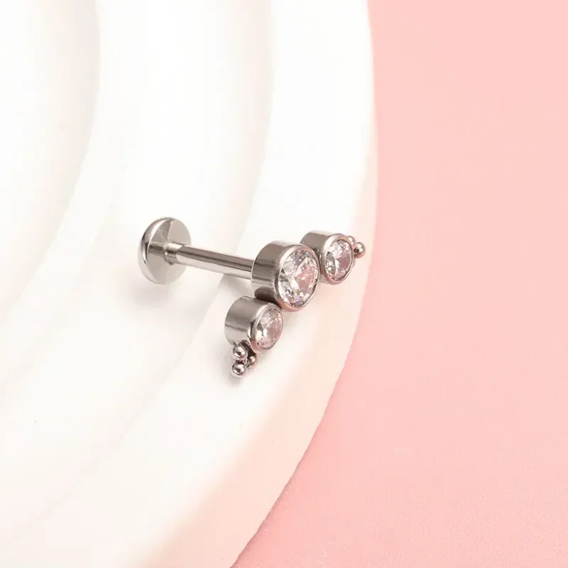 ASTM F136 チタンピアス 16/18 グラムクラスタ - Cluster Stud Ear のレビューと価格
